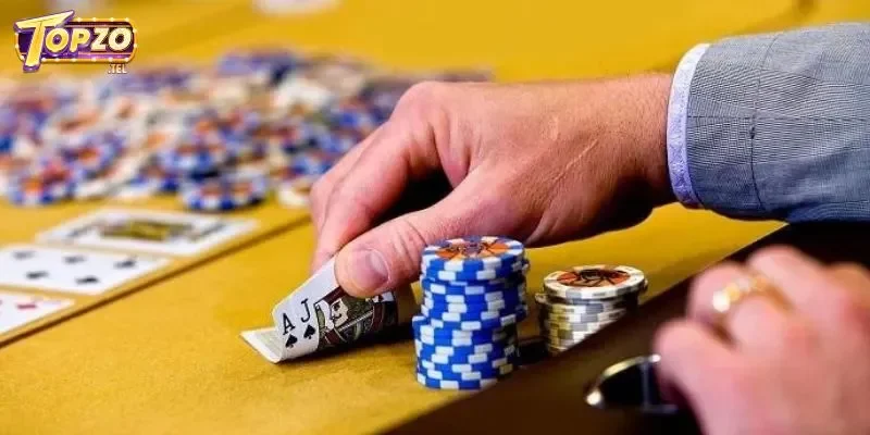 Poker online Ưu điểm lớn đến từ poker tại cổng game